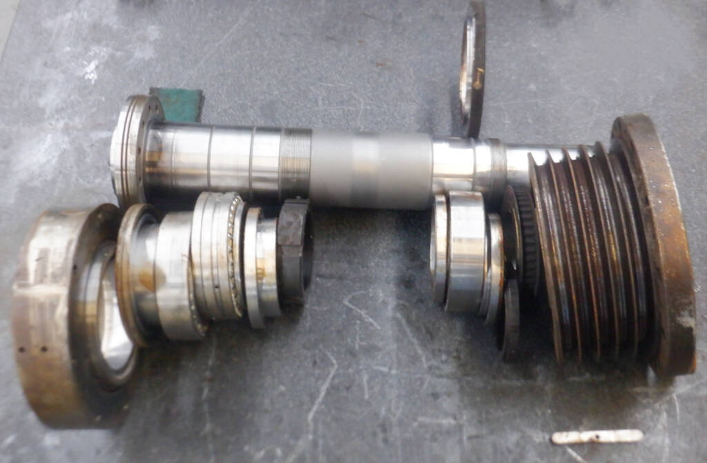 Daewoo 8HC Spindle Repair